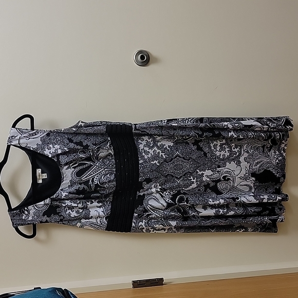 Dressbarn black and white dress with Paisley and beads 18 - Picture 1 of 5